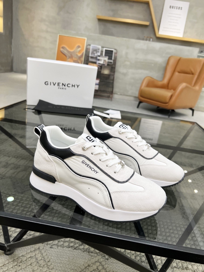 Givenchy Sneakers